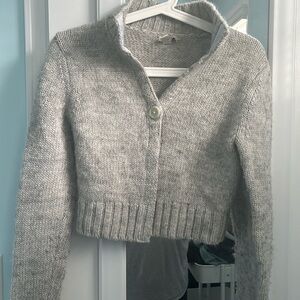 American Eagle, gray crop sweater